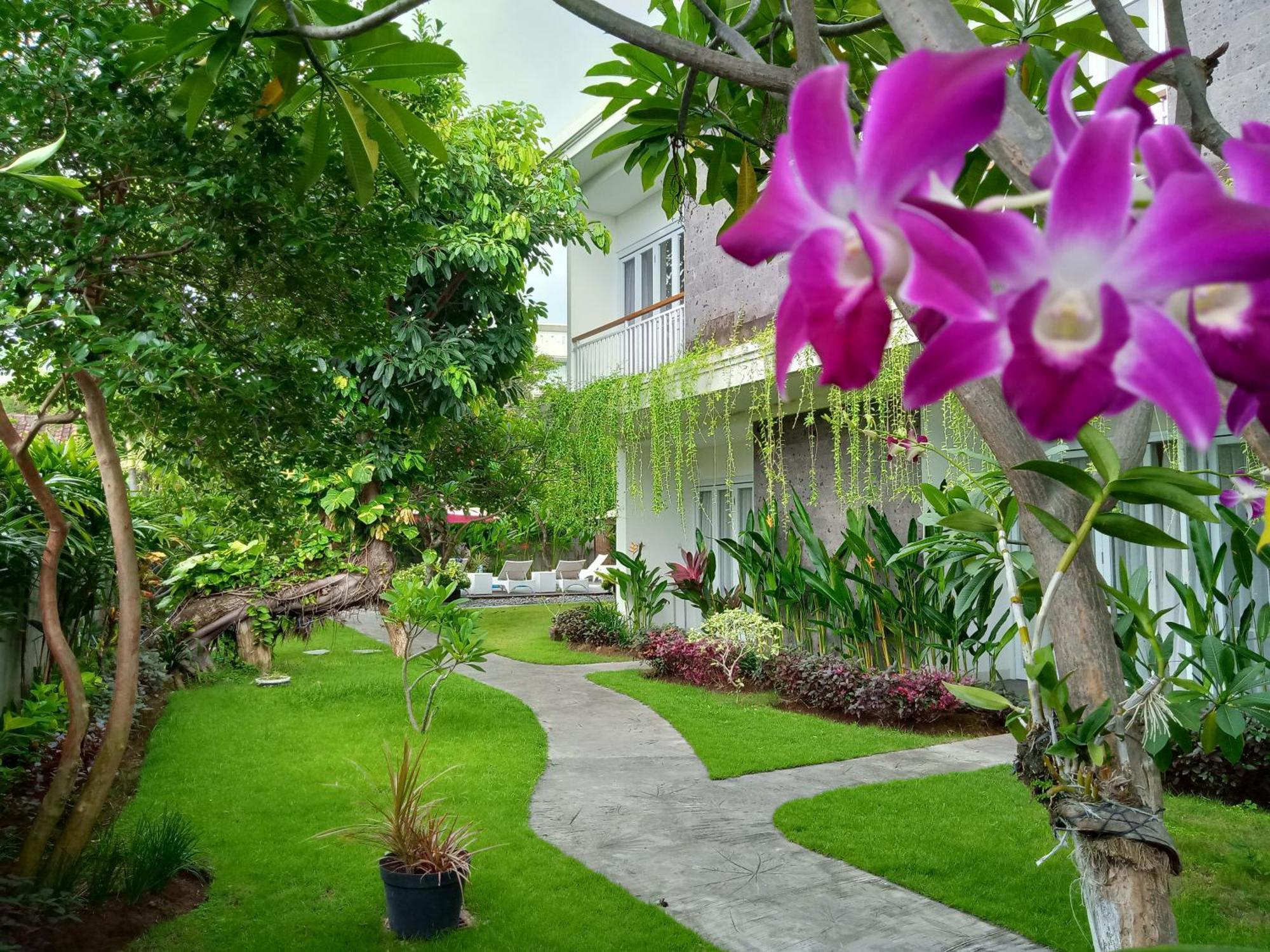 Harmony 3* Seminyak (Bali)